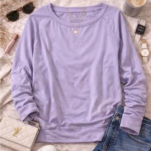 Nike Dri-Fit Lavender Long Sleeve Crewneck Size M